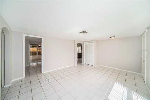Casa en venta en Port Richey, Florida, 3 dormitorios, 133.97 m2 № 1903677 - foto 7