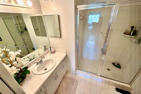 Condominio en venta en Coconut Creek, Florida, 2 dormitorios, 89.84 m2 № 2032754 - foto 27