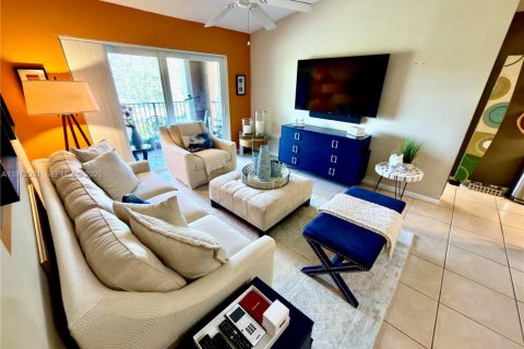 Condominio en venta en Coconut Creek, Florida, 2 dormitorios, 89.84 m2 № 2032754 - foto 8