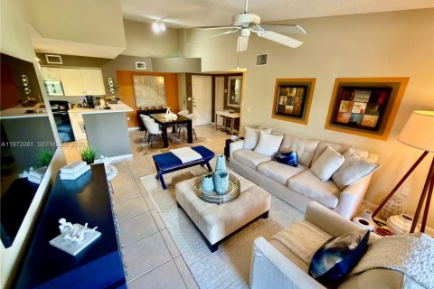 Condominio en venta en Coconut Creek, Florida, 2 dormitorios, 89.84 m2 № 2032754 - foto 6