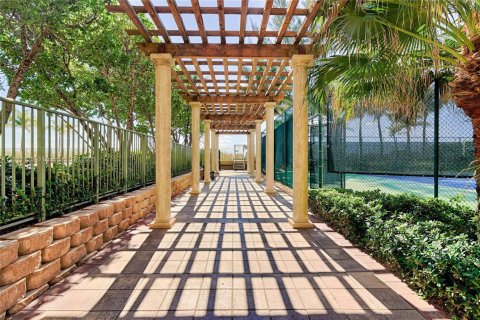 Copropriété à louer à Hallandale Beach, Floride: 3 chambres, 134.71 m2 № 2154398 - photo 24
