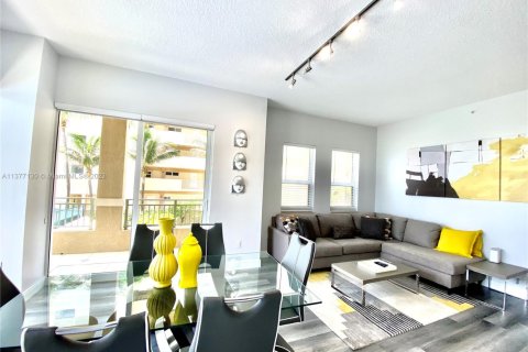 Copropriété à louer à Hallandale Beach, Floride: 3 chambres, 134.71 m2 № 2154398 - photo 6