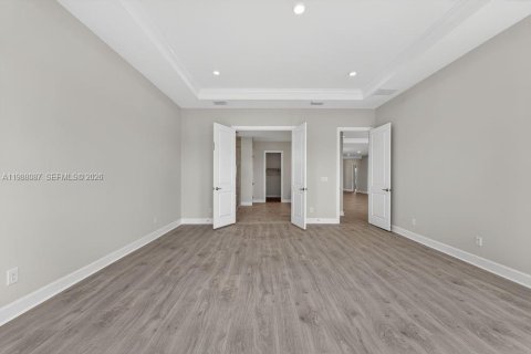 House in Punta Gorda, Florida 3 bedrooms № 2051358 - photo 7