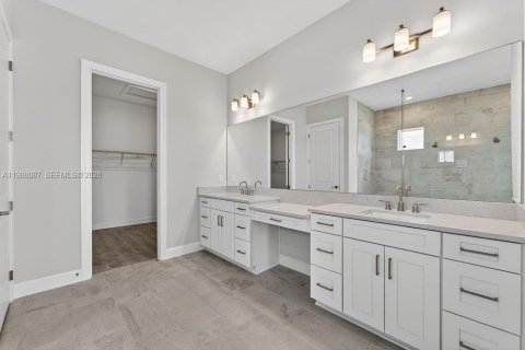 House in Punta Gorda, Florida 3 bedrooms № 2051358 - photo 13