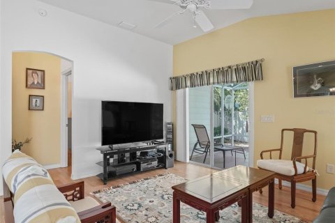 Villa ou maison à vendre à The Villages, Floride: 3 chambres, 129.32 m2 № 1794960 - photo 18