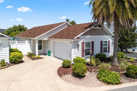 Villa ou maison à vendre à The Villages, Floride: 3 chambres, 129.32 m2 № 1794960 - photo 1