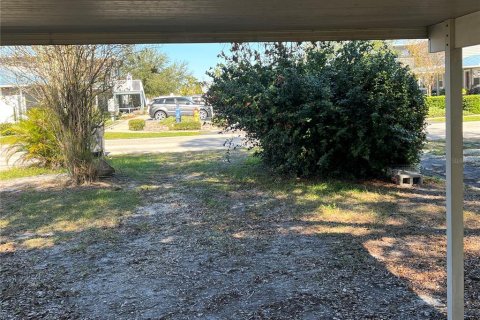 House in Saint Petersburg, Florida 3 bedrooms, 159.98 sq.m. № 1535029 - photo 25