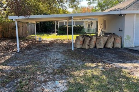House in Saint Petersburg, Florida 3 bedrooms, 159.98 sq.m. № 1535029 - photo 10
