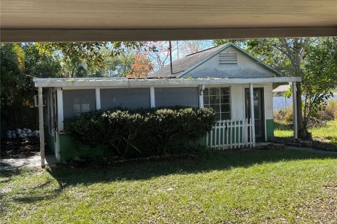 House in Saint Petersburg, Florida 3 bedrooms, 159.98 sq.m. № 1535029 - photo 16