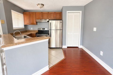 Condominio en alquiler en Orlando, Florida, 1 dormitorio, 48.87 m2 № 2418501 - foto 6