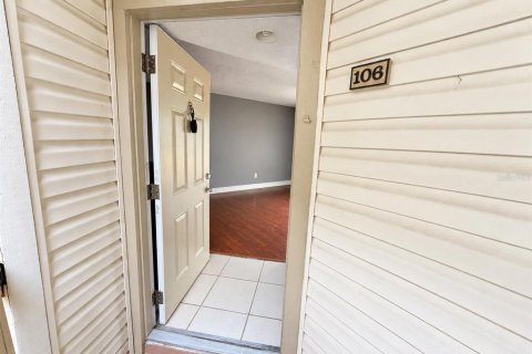 Condominio en alquiler en Orlando, Florida, 1 dormitorio, 48.87 m2 № 2418501 - foto 3