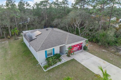 Villa ou maison à vendre à Poinciana, Floride: 3 chambres, 134.24 m2 № 2135077 - photo 2
