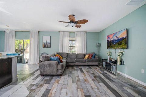 Villa ou maison à vendre à Poinciana, Floride: 3 chambres, 134.24 m2 № 2135077 - photo 6