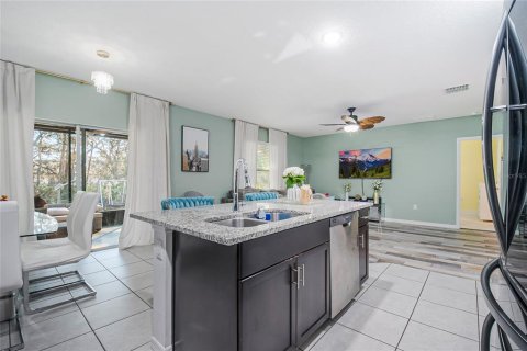 Villa ou maison à vendre à Poinciana, Floride: 3 chambres, 134.24 m2 № 2135077 - photo 12
