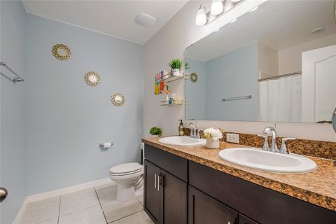 Villa ou maison à vendre à Poinciana, Floride: 3 chambres, 134.24 m2 № 2135077 - photo 28