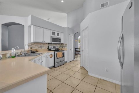 Villa ou maison à vendre à Clermont, Floride: 4 chambres, 226.96 m2 № 2131585 - photo 16