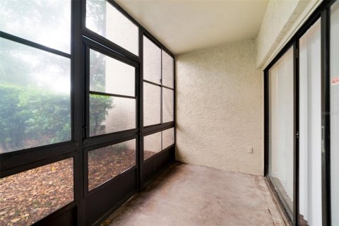Condo in Orlando, Florida, 2 bedrooms  № 1615307 - photo 10