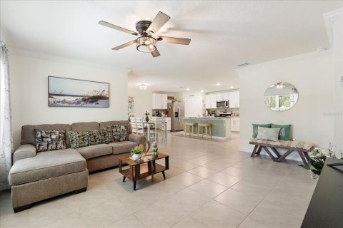 House in Brooksville, Florida 4 bedrooms, 171.5 sq.m. № 2235515 - photo 5