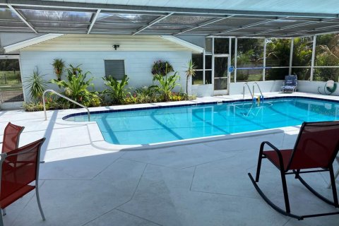 House in Lake Wales, Florida 3 bedrooms, 130.06 sq.m. № 1679224 - photo 21