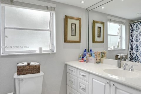 Купить кондоминиум в Помпано-Бич, Флорида 3 спальни, 129.13м2, № 2009870 - фото 20