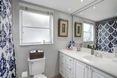 Купить кондоминиум в Помпано-Бич, Флорида 3 спальни, 129.13м2, № 2009870 - фото 19