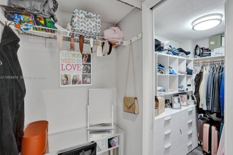 Купить кондоминиум в Помпано-Бич, Флорида 3 спальни, 129.13м2, № 2009870 - фото 18