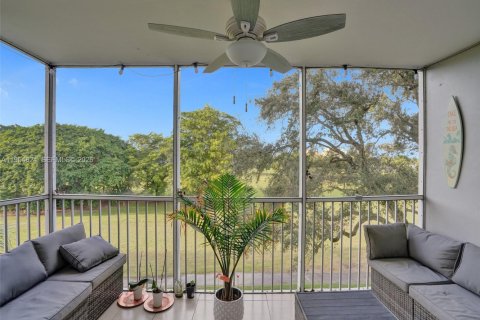 Купить кондоминиум в Помпано-Бич, Флорида 3 спальни, 129.13м2, № 2009870 - фото 30