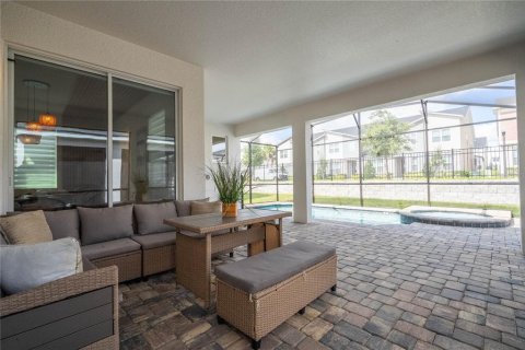 Casa en venta en Kissimmee, Florida, 6 dormitorios, 278.52 m2 № 1913371 - foto 23