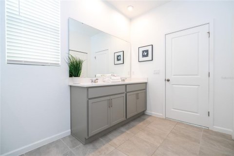 Casa en venta en Kissimmee, Florida, 6 dormitorios, 278.52 m2 № 1913371 - foto 12