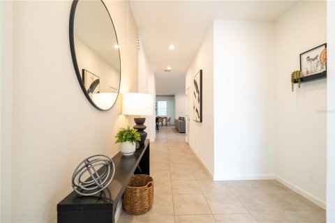 Casa en venta en Kissimmee, Florida, 6 dormitorios, 278.52 m2 № 1913371 - foto 4