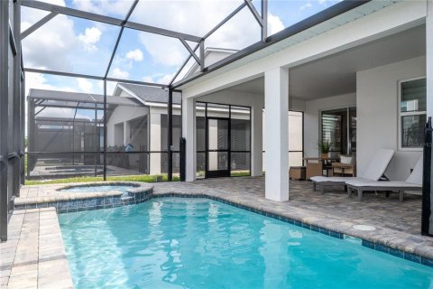 Casa en venta en Kissimmee, Florida, 6 dormitorios, 278.52 m2 № 1913371 - foto 27