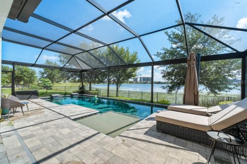 House in Orlando, Florida 5 bedrooms, 372.35 sq.m. № 2333980 - photo 3