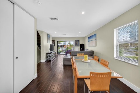 Adosado en venta en Pompano Beach, Florida, 3 dormitorios, 165.37 m2 № 2175420 - foto 6