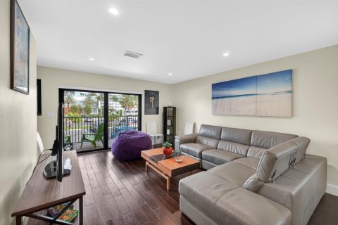 Adosado en venta en Pompano Beach, Florida, 3 dormitorios, 165.37 m2 № 2175420 - foto 10