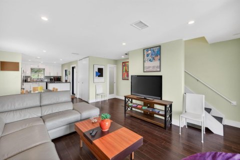 Adosado en venta en Pompano Beach, Florida, 3 dormitorios, 165.37 m2 № 2175420 - foto 12