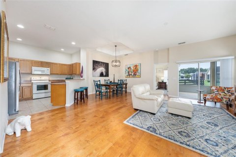 Casa en venta en Oxford, Florida, 2 dormitorios, 113.43 m2 № 2098179 - foto 8