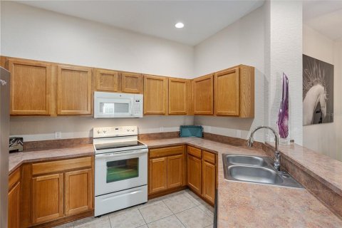 Casa en venta en Oxford, Florida, 2 dormitorios, 113.43 m2 № 2098179 - foto 13