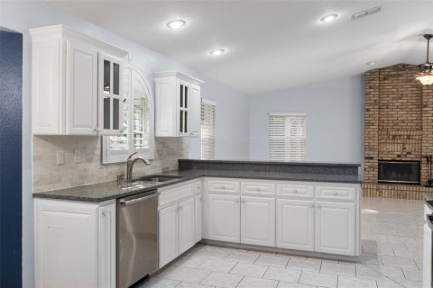 Villa ou maison à vendre à Spring Hill, Floride: 4 chambres, 234.3 m2 № 2436675 - photo 19
