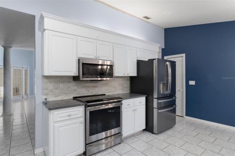 Villa ou maison à vendre à Spring Hill, Floride: 4 chambres, 234.3 m2 № 2436675 - photo 20