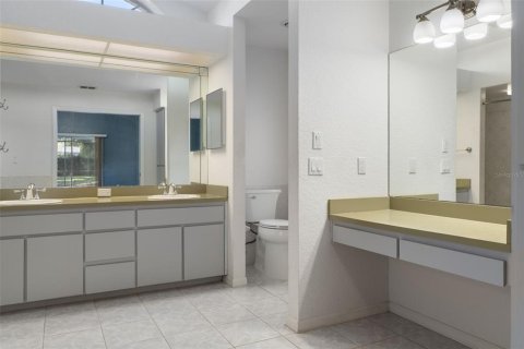 Villa ou maison à vendre à Spring Hill, Floride: 4 chambres, 234.3 m2 № 2436675 - photo 28