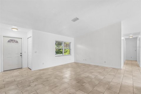 Villa ou maison à vendre à Port Charlotte, Floride: 3 chambres, 165.46 m2 № 1914367 - photo 18