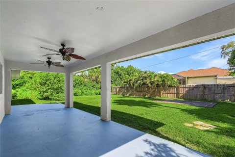 Villa ou maison à vendre à Port Charlotte, Floride: 3 chambres, 165.46 m2 № 1914367 - photo 22