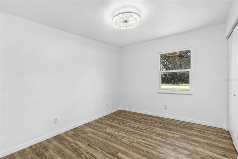 Villa ou maison à vendre à Port Charlotte, Floride: 3 chambres, 165.46 m2 № 1914367 - photo 8