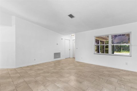 Villa ou maison à vendre à Port Charlotte, Floride: 3 chambres, 165.46 m2 № 1914367 - photo 20