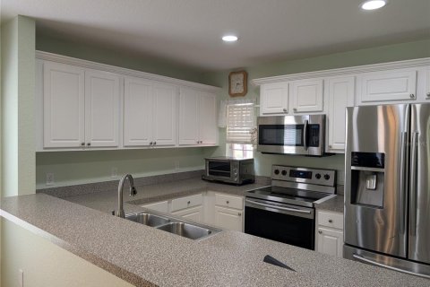 House in Lake Wales, Florida 2 bedrooms, 100.61 sq.m. № 1686402 - photo 6