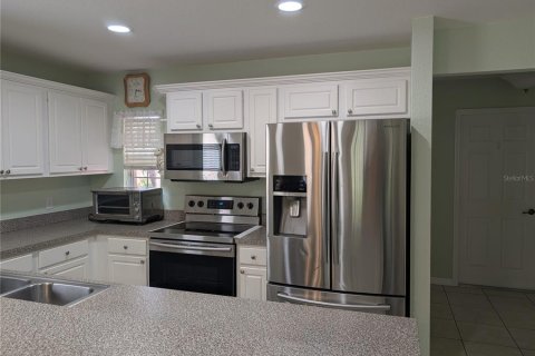 House in Lake Wales, Florida 2 bedrooms, 100.61 sq.m. № 1686402 - photo 5