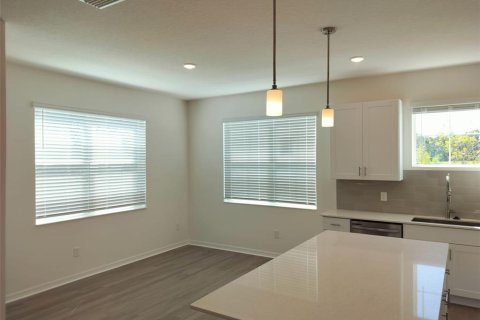 Adosado en venta en Mount Dora, Florida, 3 dormitorios, 165.09 m2 № 2149856 - foto 7