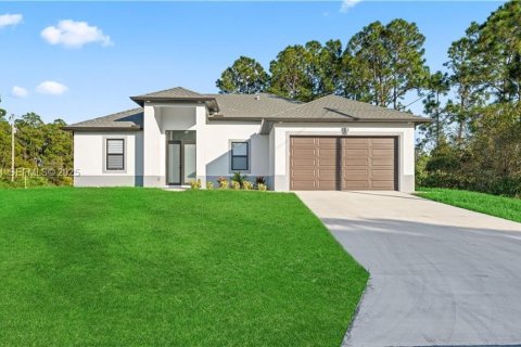 Купить виллу или дом в Лихай-Эйкерс, Флорида 4 спальни, № 1986826 - фото 1