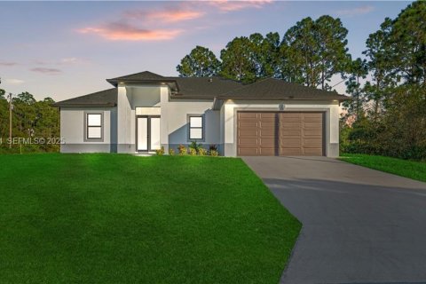 Купить виллу или дом в Лихай-Эйкерс, Флорида 4 спальни, № 1986826 - фото 3