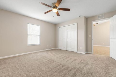 House in Palm Coast, Florida 3 bedrooms, 120.77 sq.m. № 2396178 - photo 6